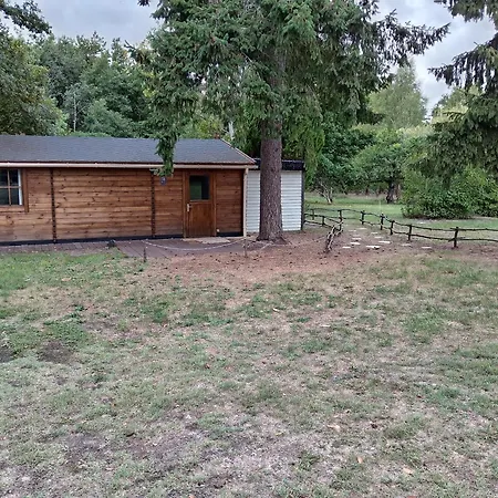 Kemp Entre Campagne Et Foret A 900m Du Zoo Et Au Pied Des Pistes Cyclables *