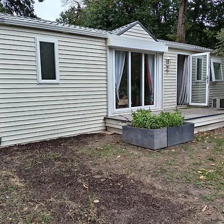 Entre Campagne Et Foret A 900m Du Zoo Et Au Pied Des Pistes Cyclables La Flèche