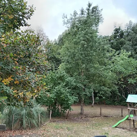 Kemp Entre Campagne Et Foret A 900m Du Zoo Et Au Pied Des Pistes Cyclables